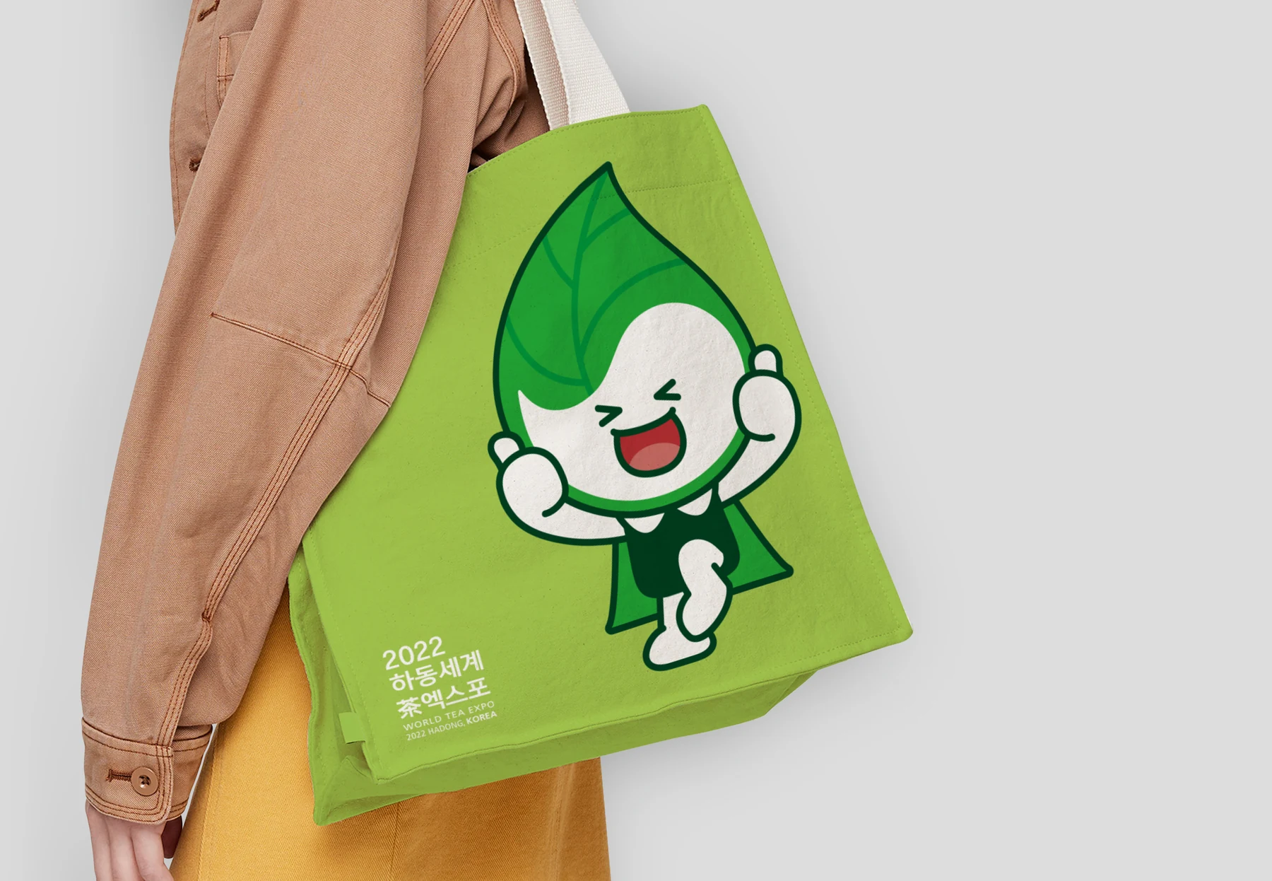 차잎 캐릭터를 적용한 에코백